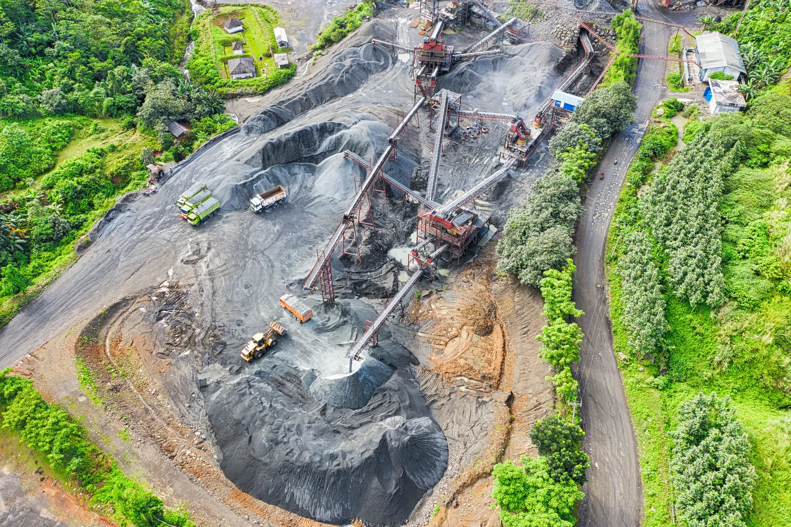 Mining commodity export